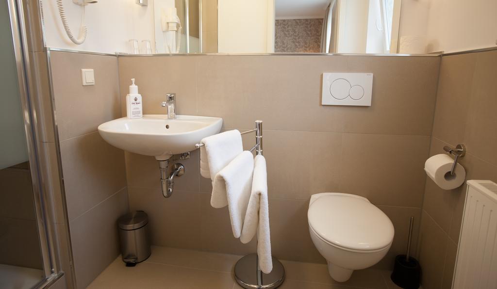 Hotel Restaurant Zur Post Lohfelden Chambre photo